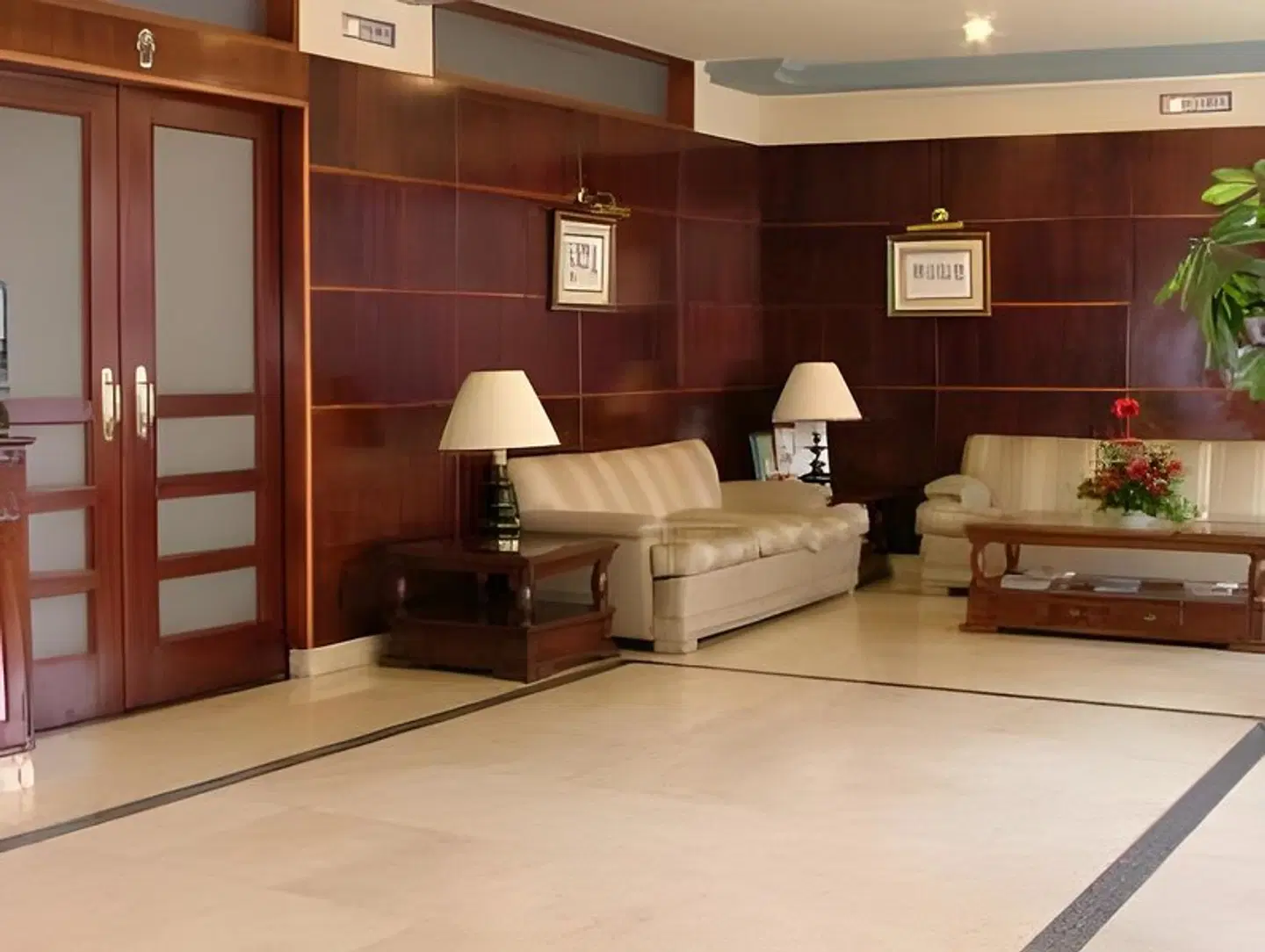 Virgen del Camino LOUNGE_LOBBY