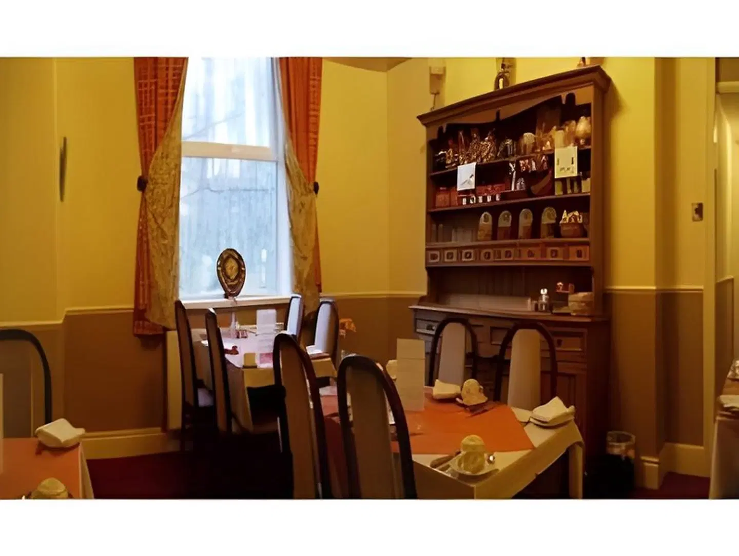 Fountains Guest Accommodation Restaurant