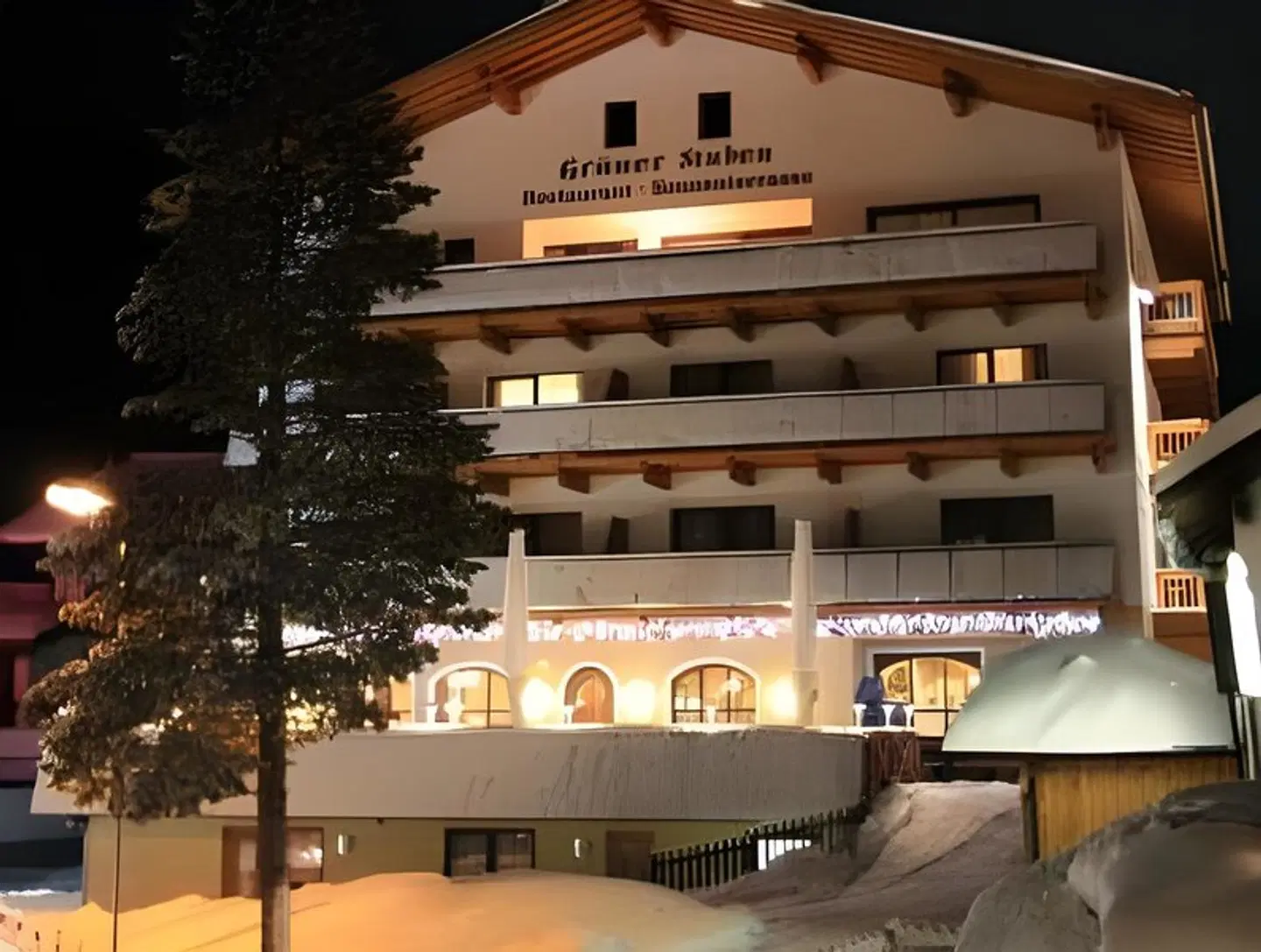 Hotel Mathiesn EXTERIOR