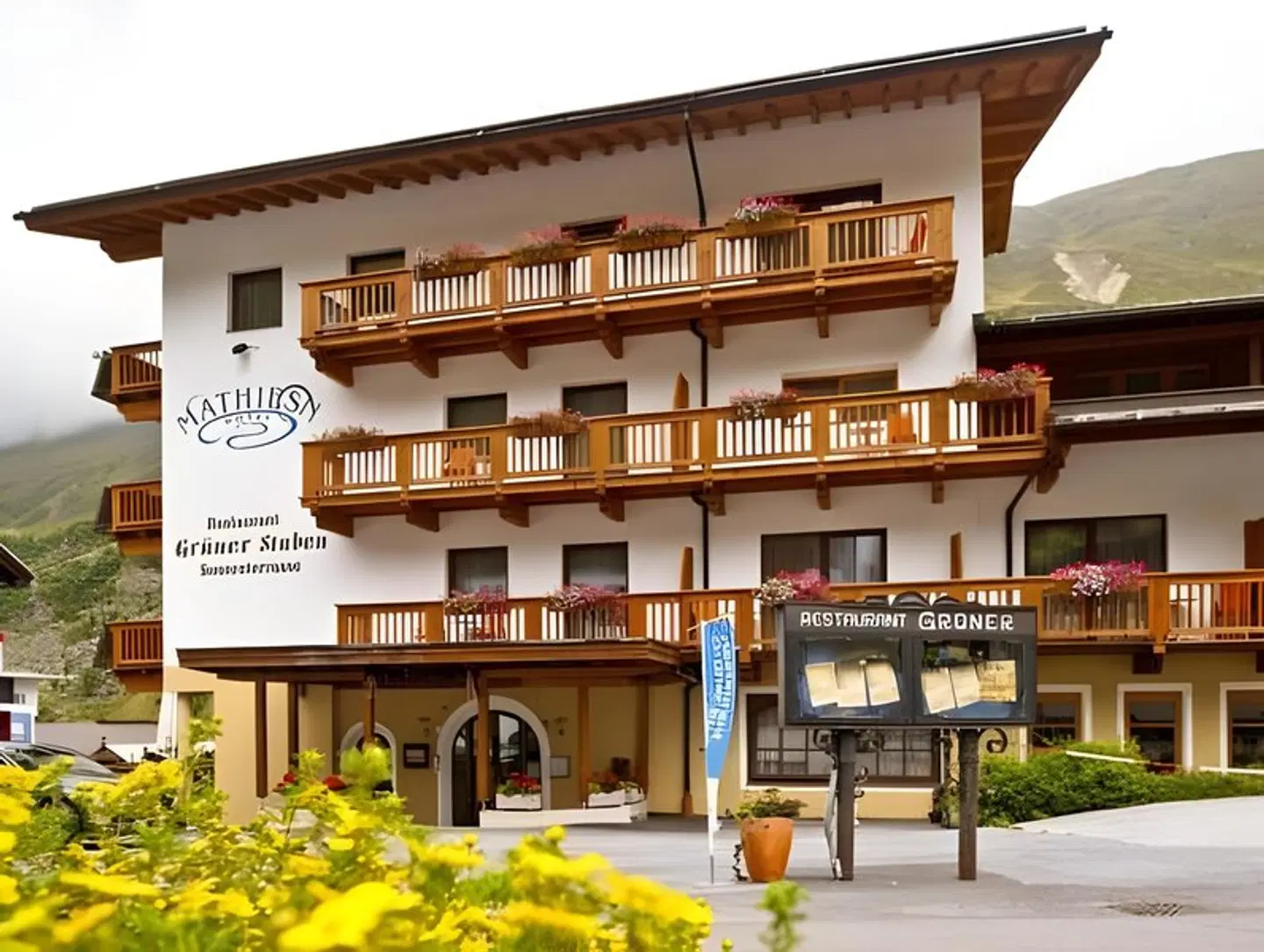 Hotel Mathiesn EXTERIOR