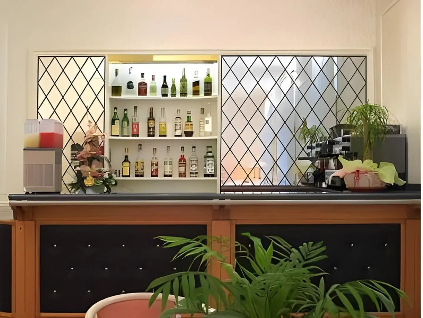Biondi Bar