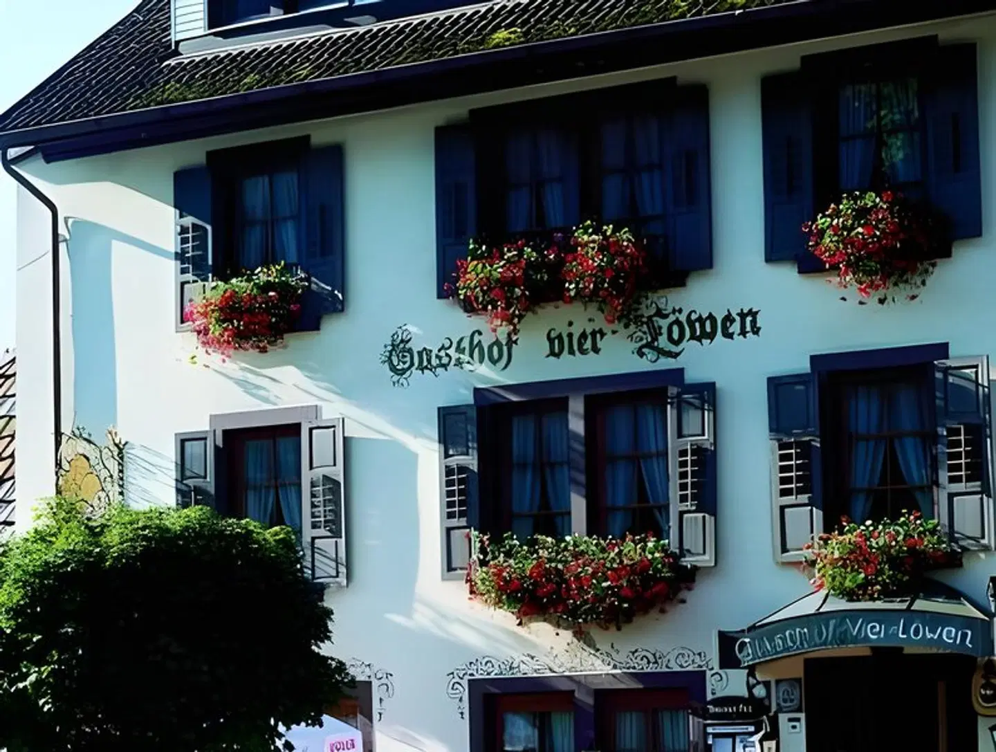 Vier Löwen EXTERIOR