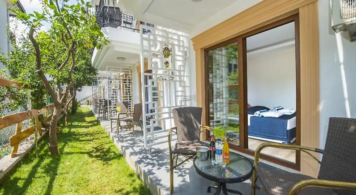 Amore Hotel Teki'rova Terrasse