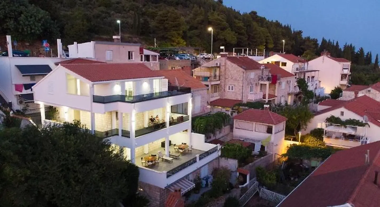 Apartments Tomas EXTERIOR