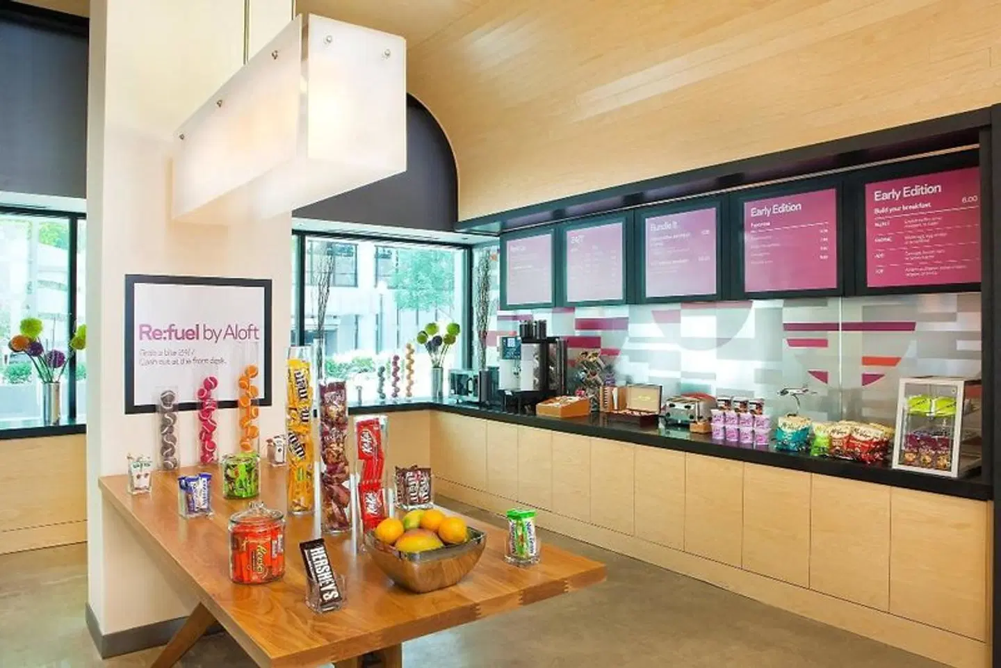 Aloft by Marriott Atlanta Downtown Bar