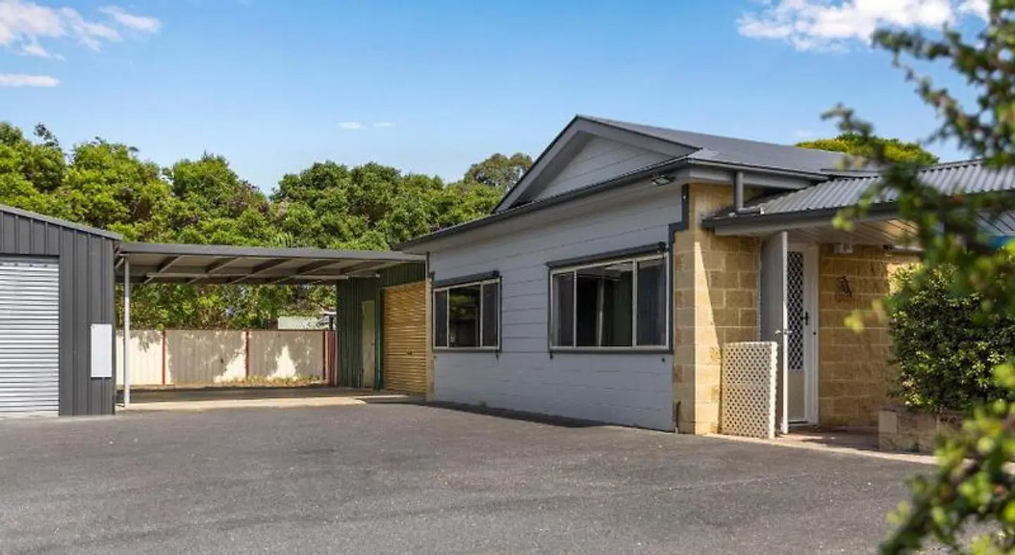 Bonville Lodge Bed & Breakfast EXTERIOR