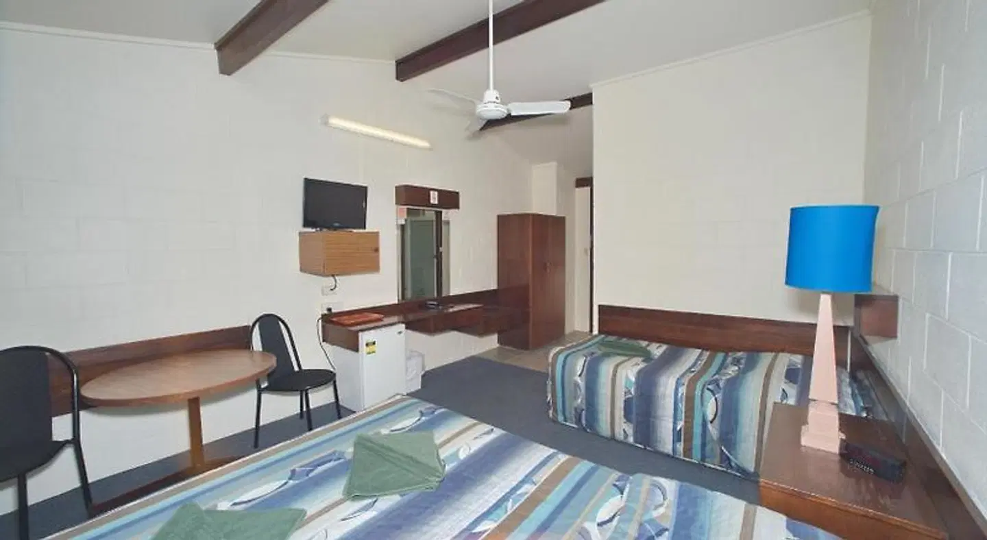 Peppercorn motor inn ROOM_EXAMPLE