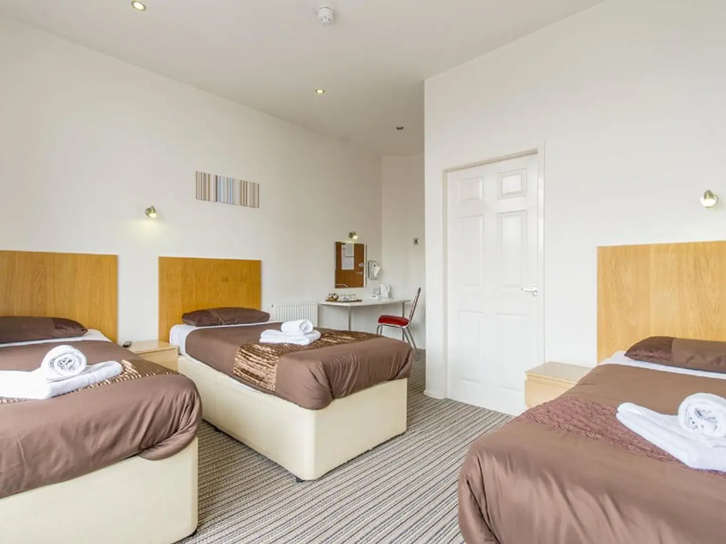 The Cotswold ROOM_EXAMPLE