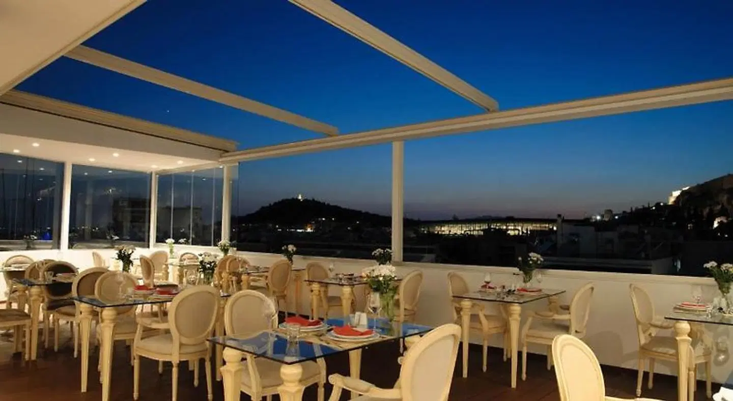 Acropolian Spirit Boutique Hotel Terrasse