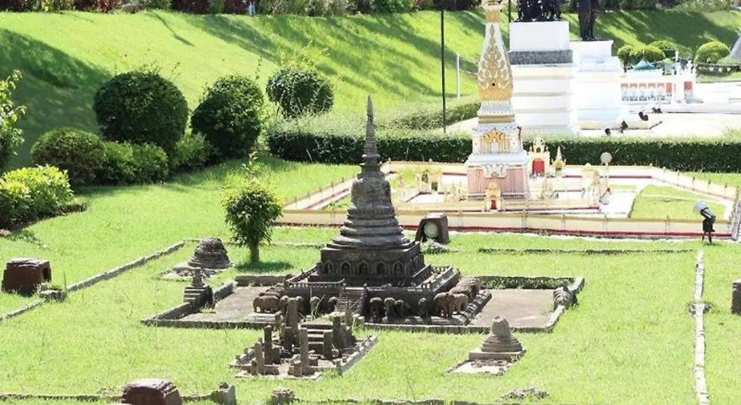 OYO 75383 Danthip Place Garten