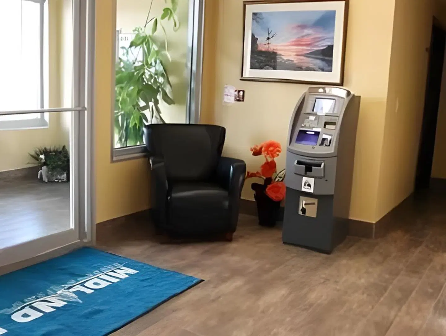 Midland Inn & Suites ROOM_EXAMPLE