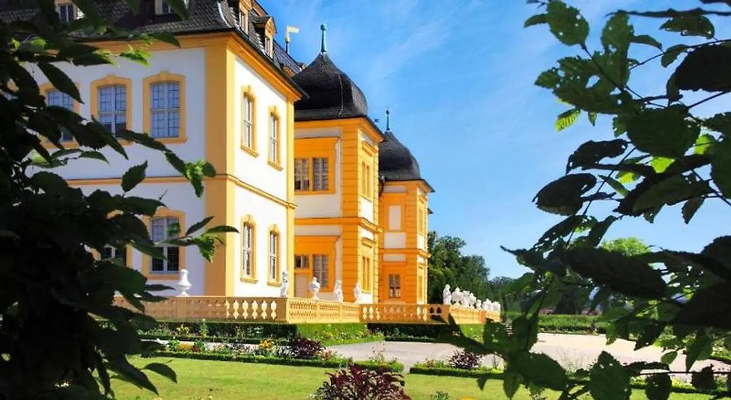 Mondholzhotel EXTERIOR