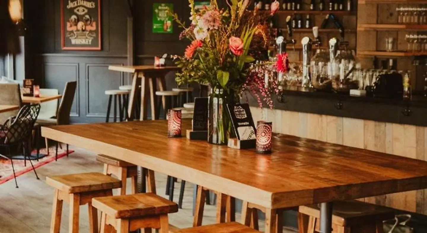 cafe 't Vonderke Bar