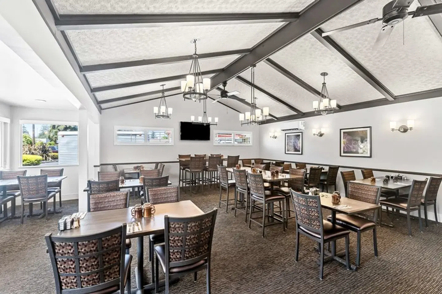 Best Western Garden Inn Bar