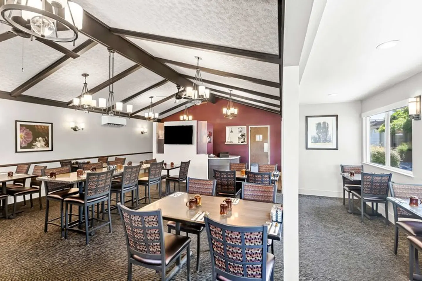 Best Western Garden Inn Bar