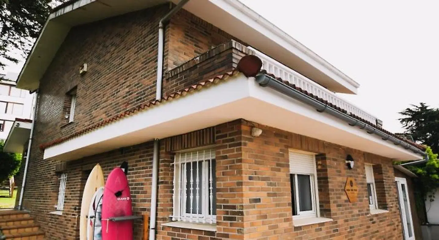 Loredo Surf House EXTERIOR