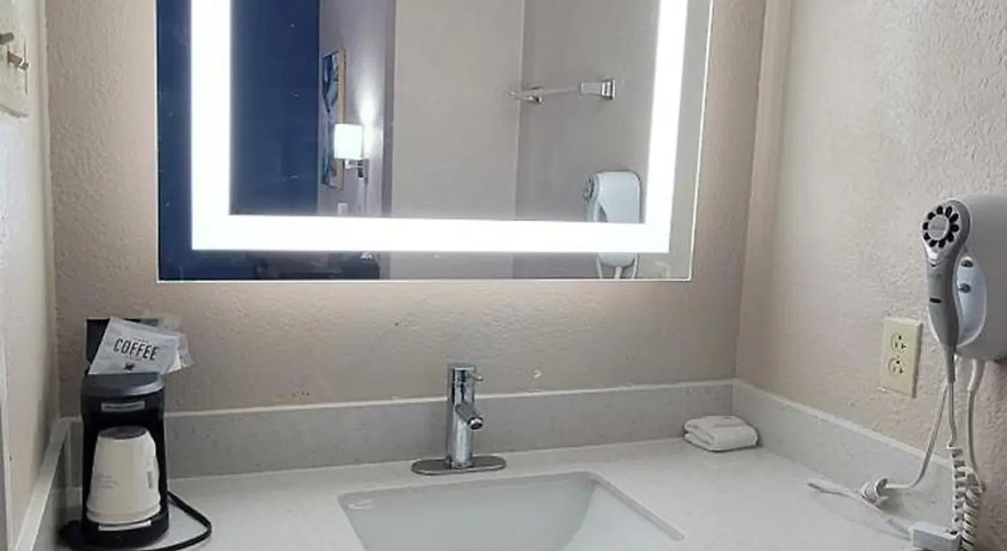 La Quinta Inn by Wyndham Abilene Badezimmer