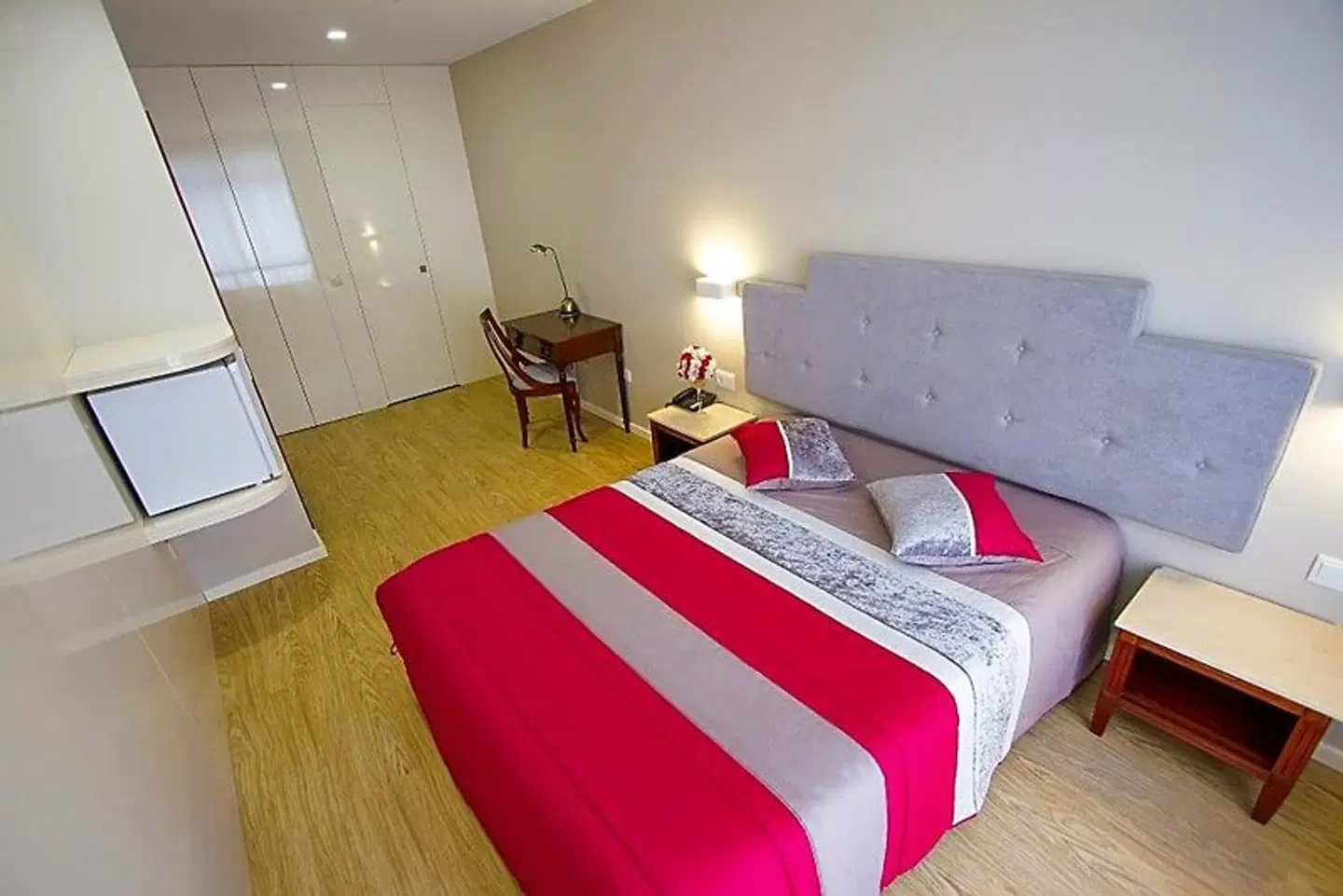 Avenida ROOM_EXAMPLE