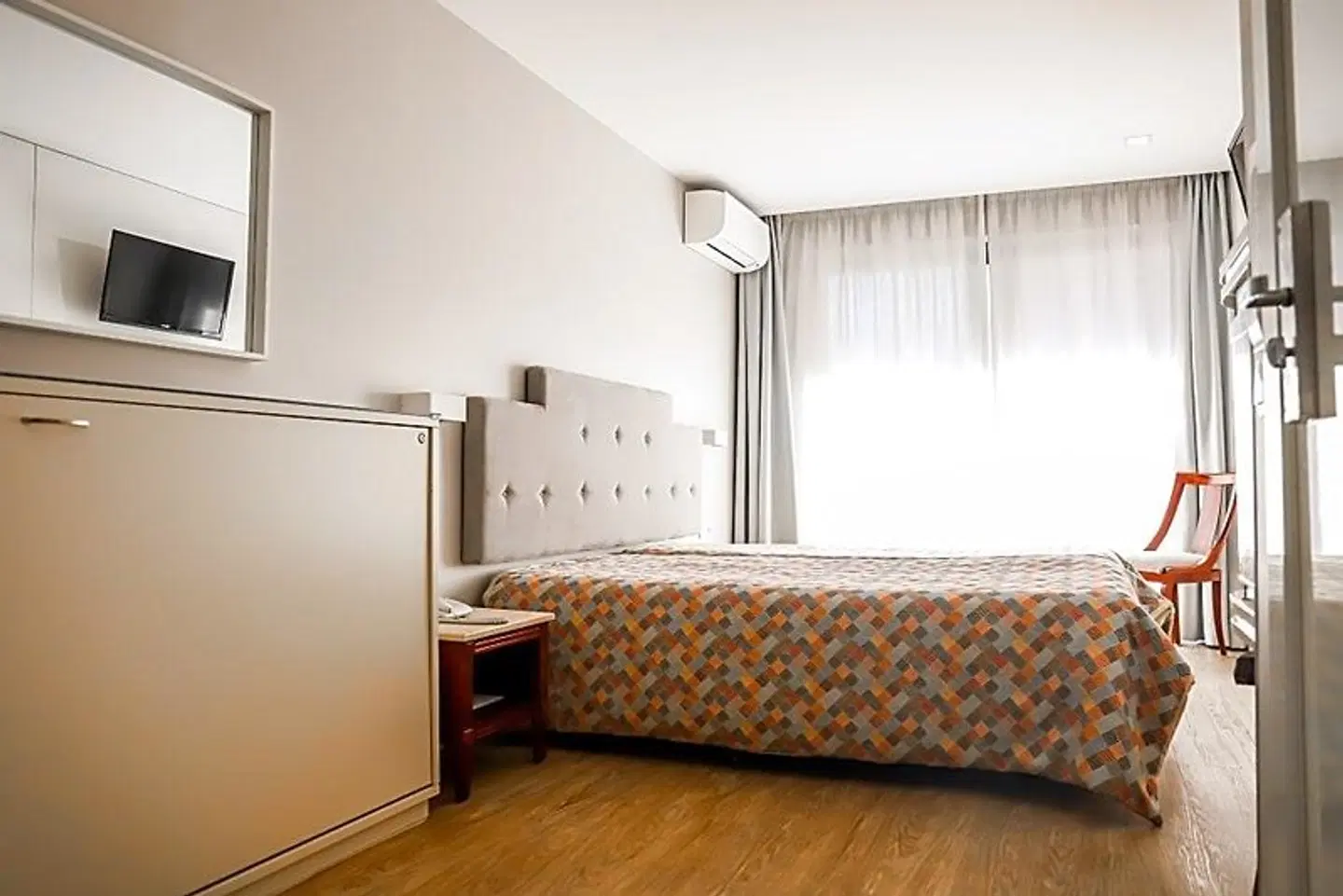 Avenida ROOM_EXAMPLE