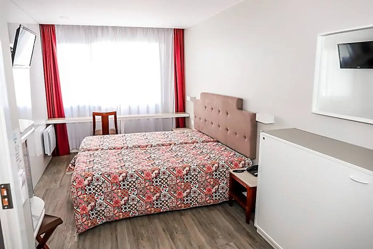 Avenida ROOM_EXAMPLE