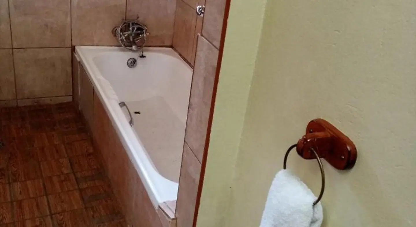 Tudor Lodge Guest House Badezimmer