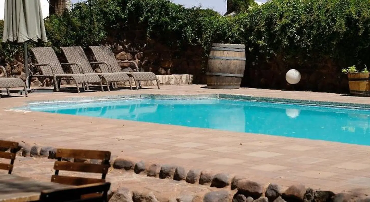Kalahari Farmhouse OUTDOOR_POOL