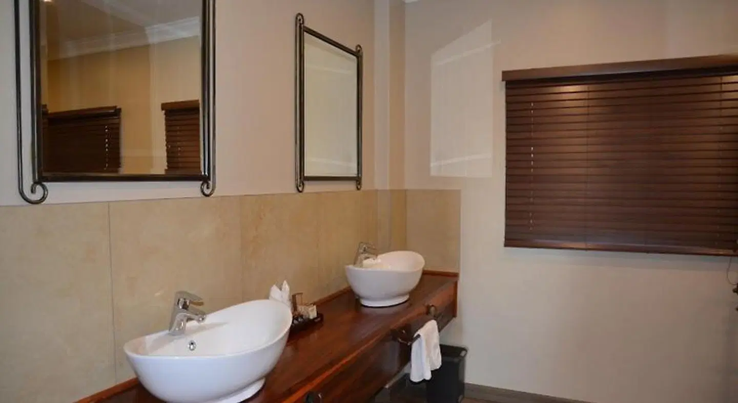 Zebra Kalahari Lodge Badezimmer