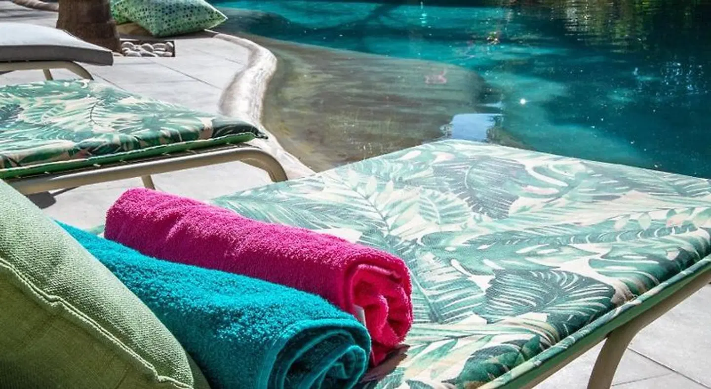 Out of Africa Town Lodge OUTDOOR_POOL