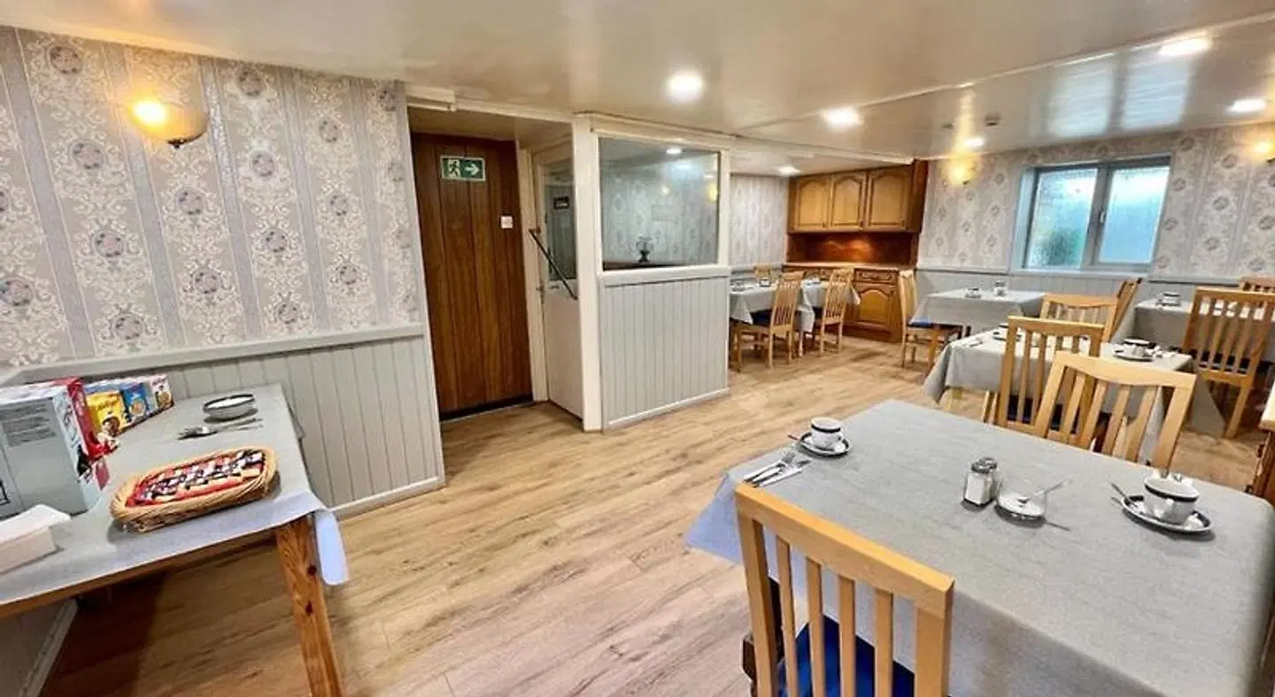 GwesTY Guest House ROOM_EXAMPLE