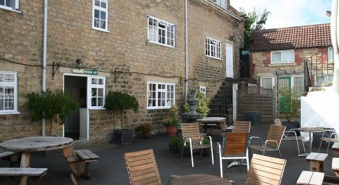The George & Dragon Hotel Aussenansicht
