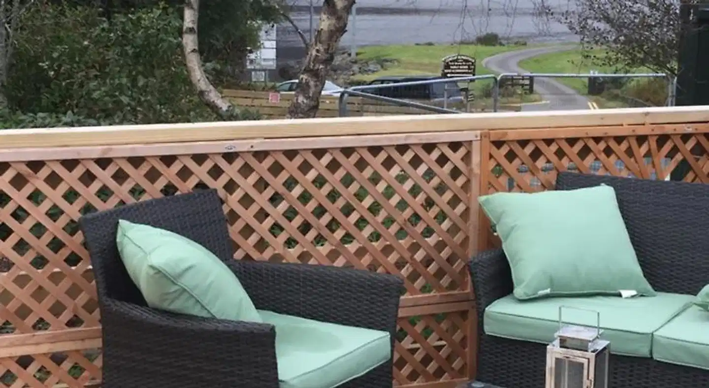 Corran Bunkhouse Terrasse