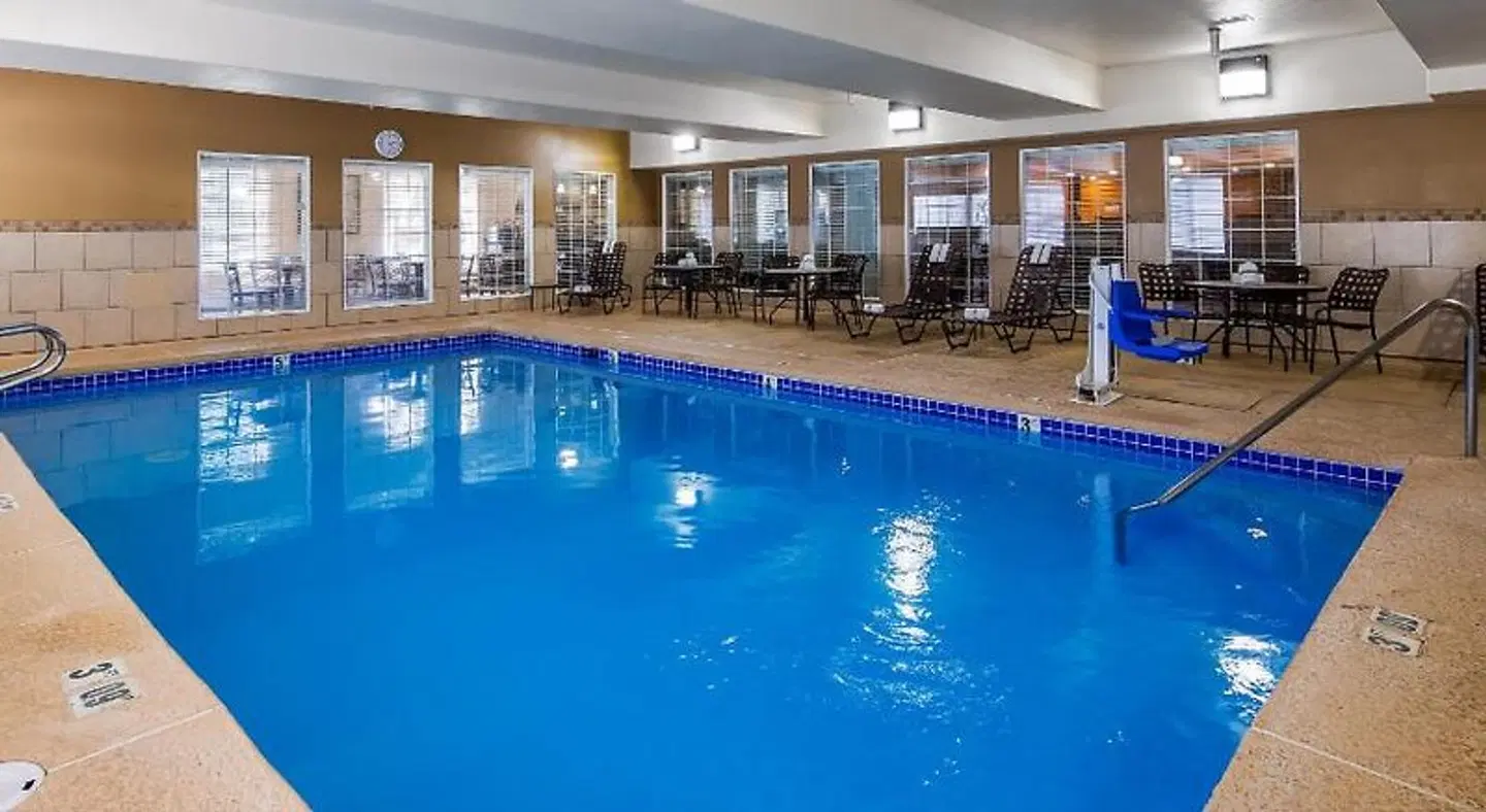 Best Western Plus Pioneer Park Inn Hallenbad
