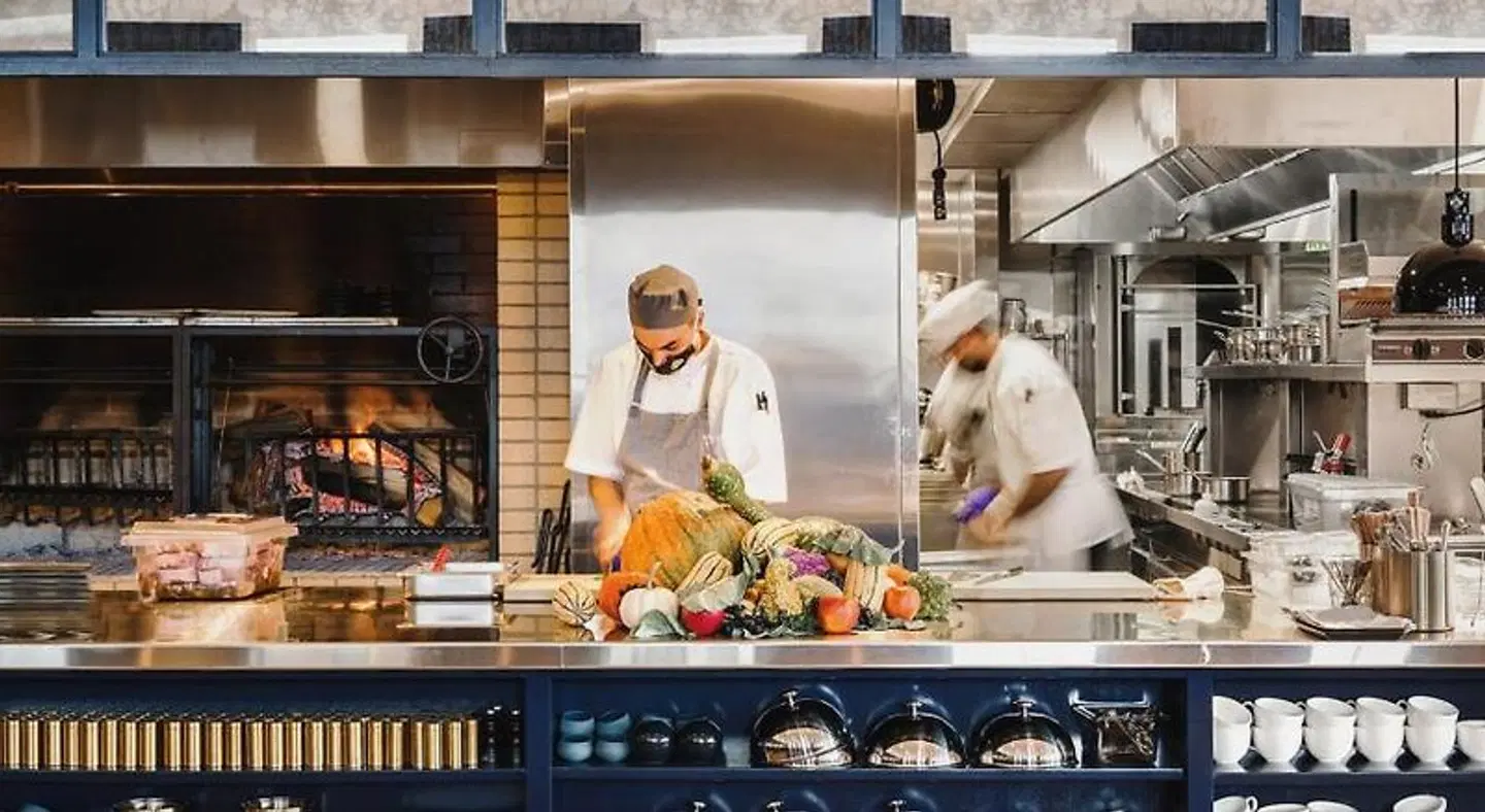 The Inn on the Lake Tiere