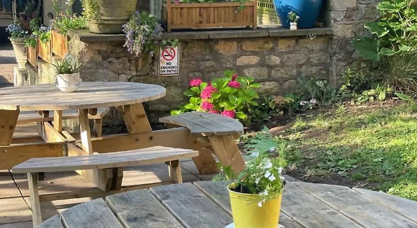 Bath YMCA Terrasse