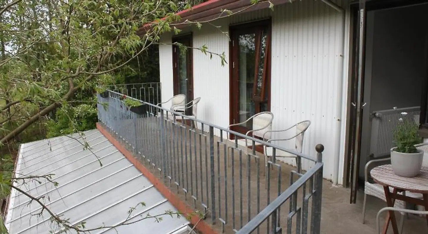 Brekkugerdi Guesthouse Hallenbad