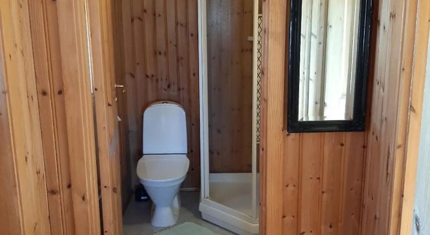 Guesthouse Hagi 1 Badezimmer