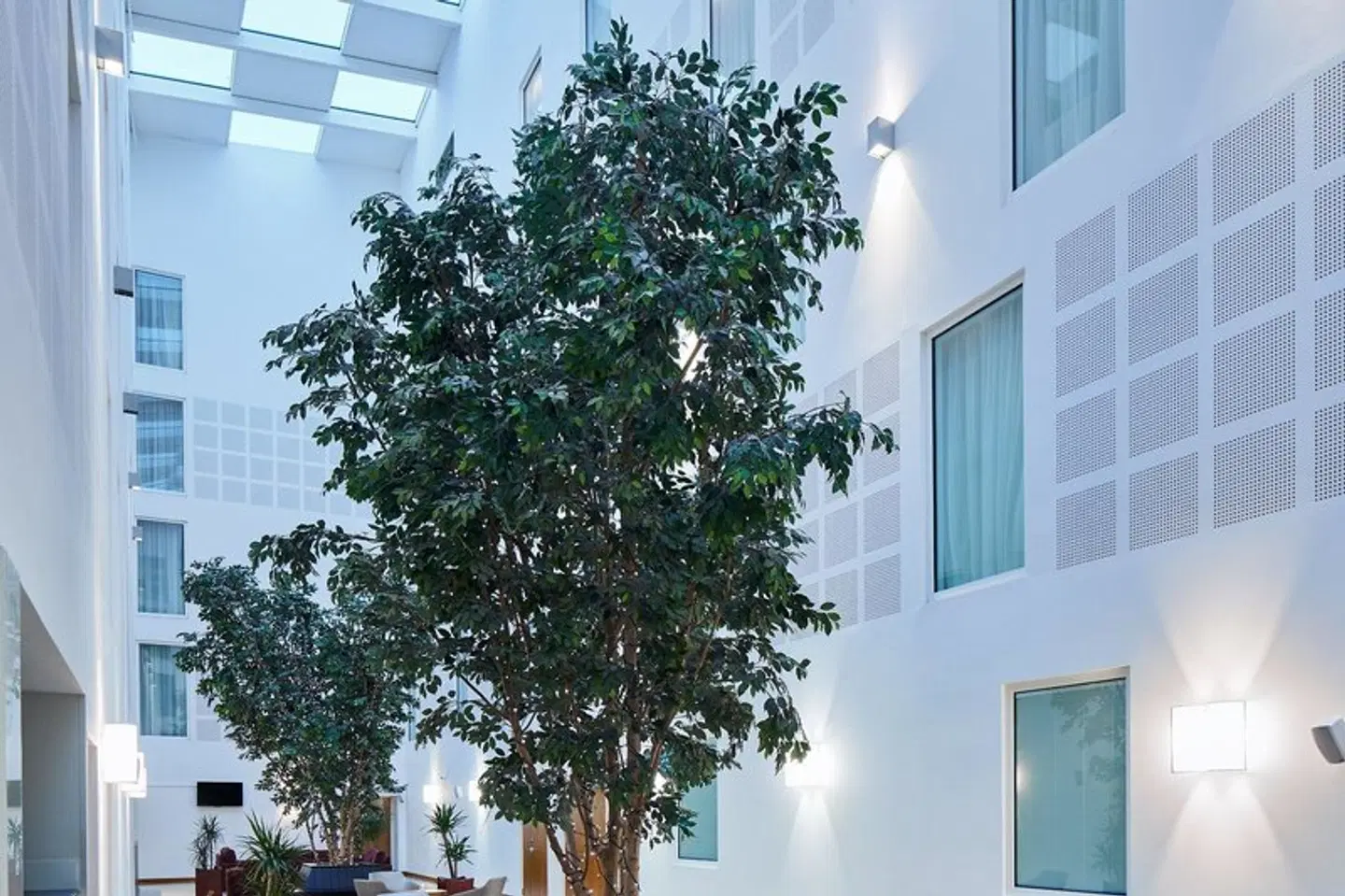 Courtyard by Marriott London Gatwick Airport Terrasse