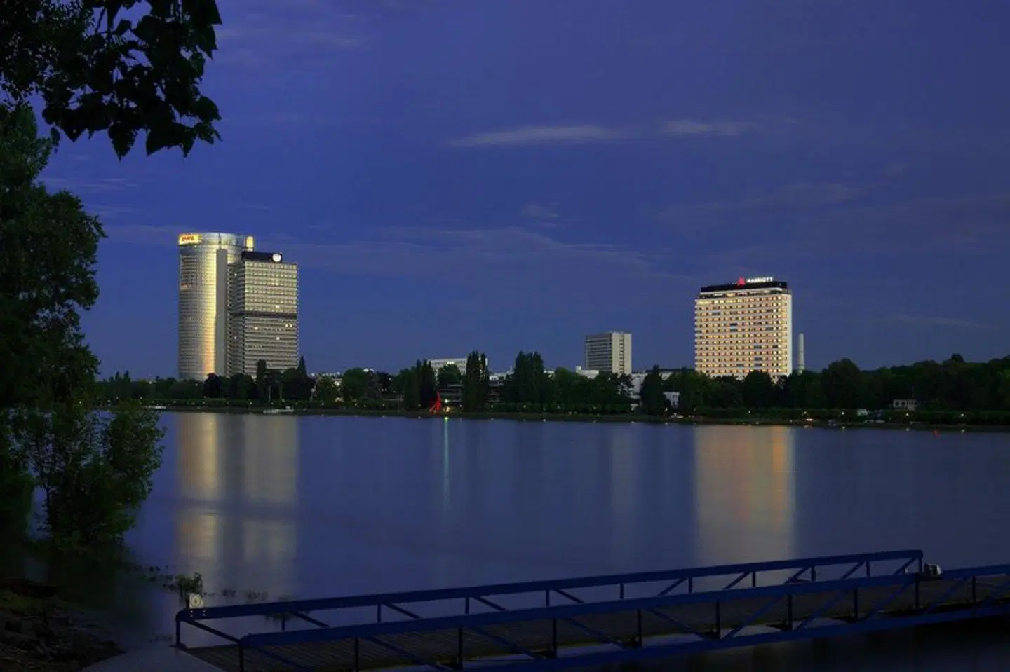 Bonn Marriott Hotel Terrasse