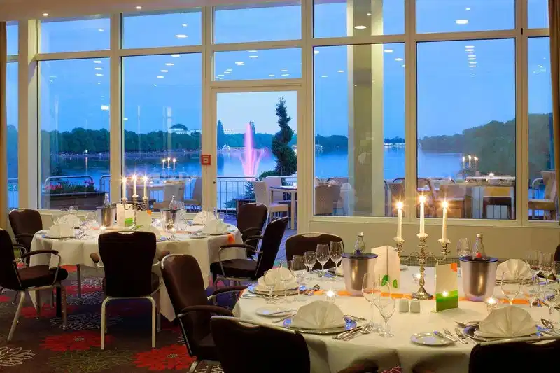 Courtyard by Marriott Hannover Maschsee – Hotelfoto