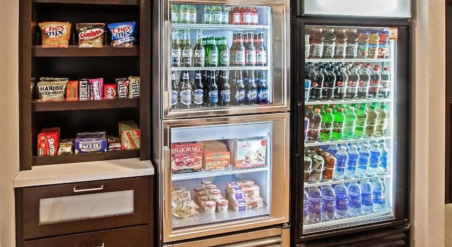 SpringHill Suites Louisville Hurstbourne/North Bar