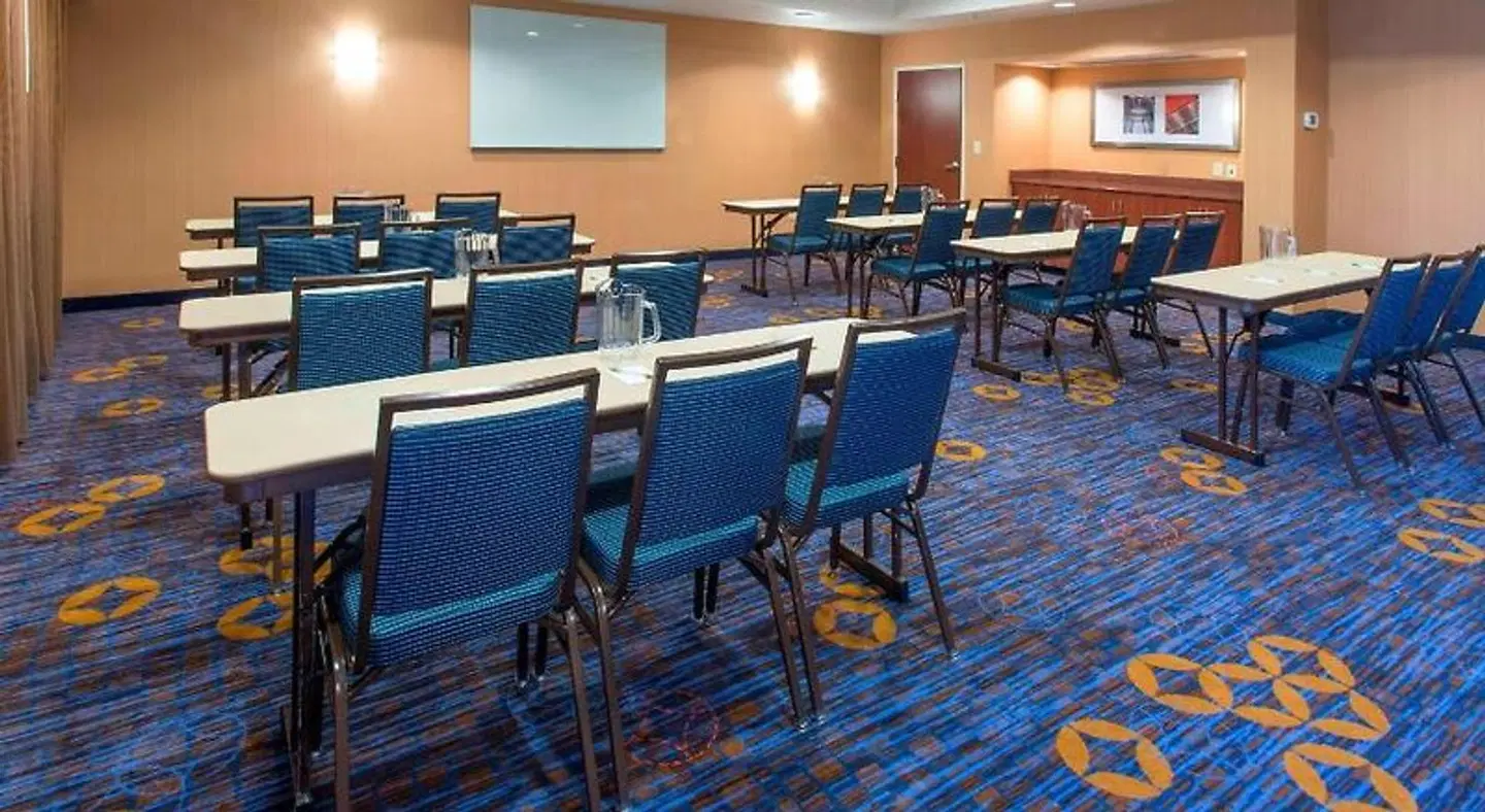 Courtyard Montgomery Prattville Konferenz