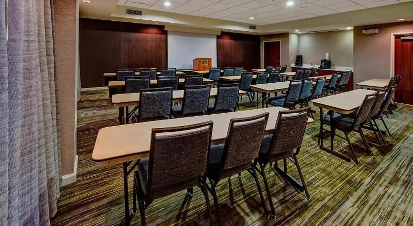 Courtyard by Marriott Alexandria Konferenz