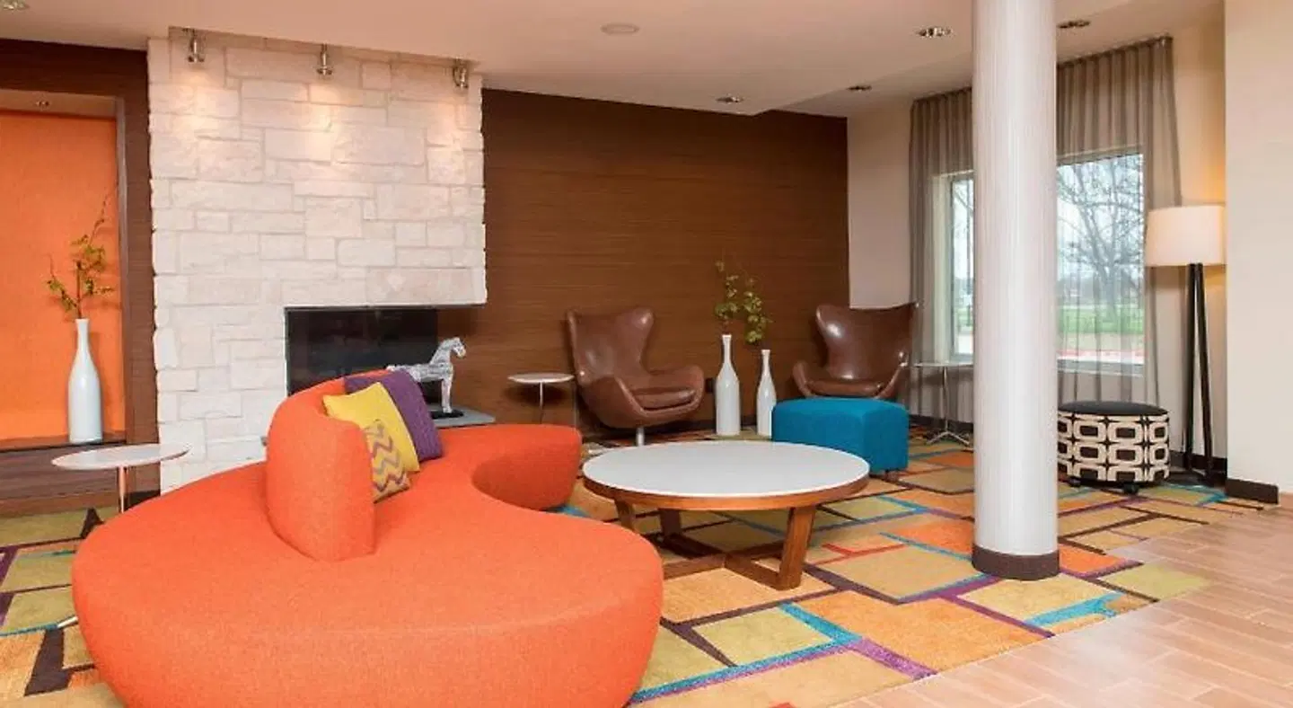 Fairfield by Marriott Inn & Suites Fredericksburg LOUNGE_LOBBY