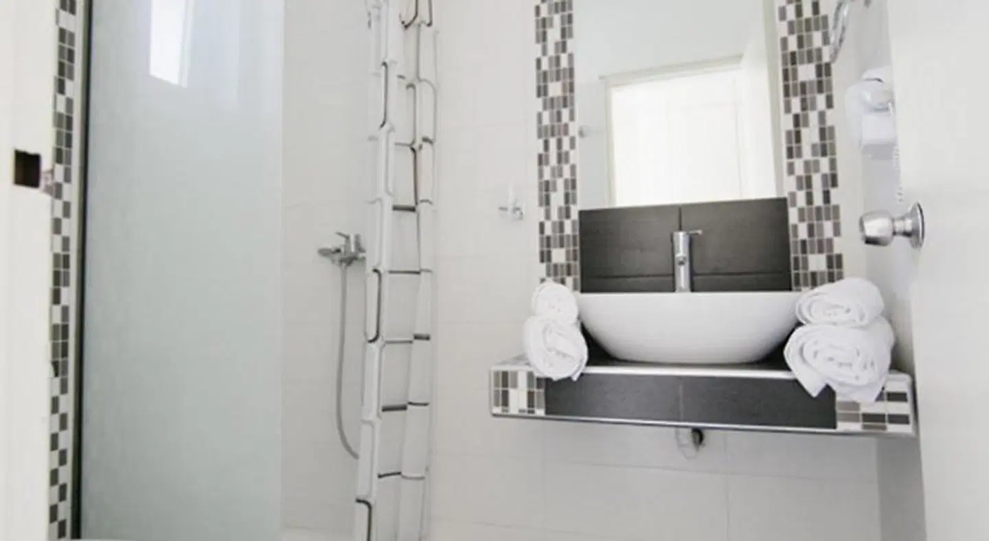 Artemis Comfort & Pleasure Badezimmer
