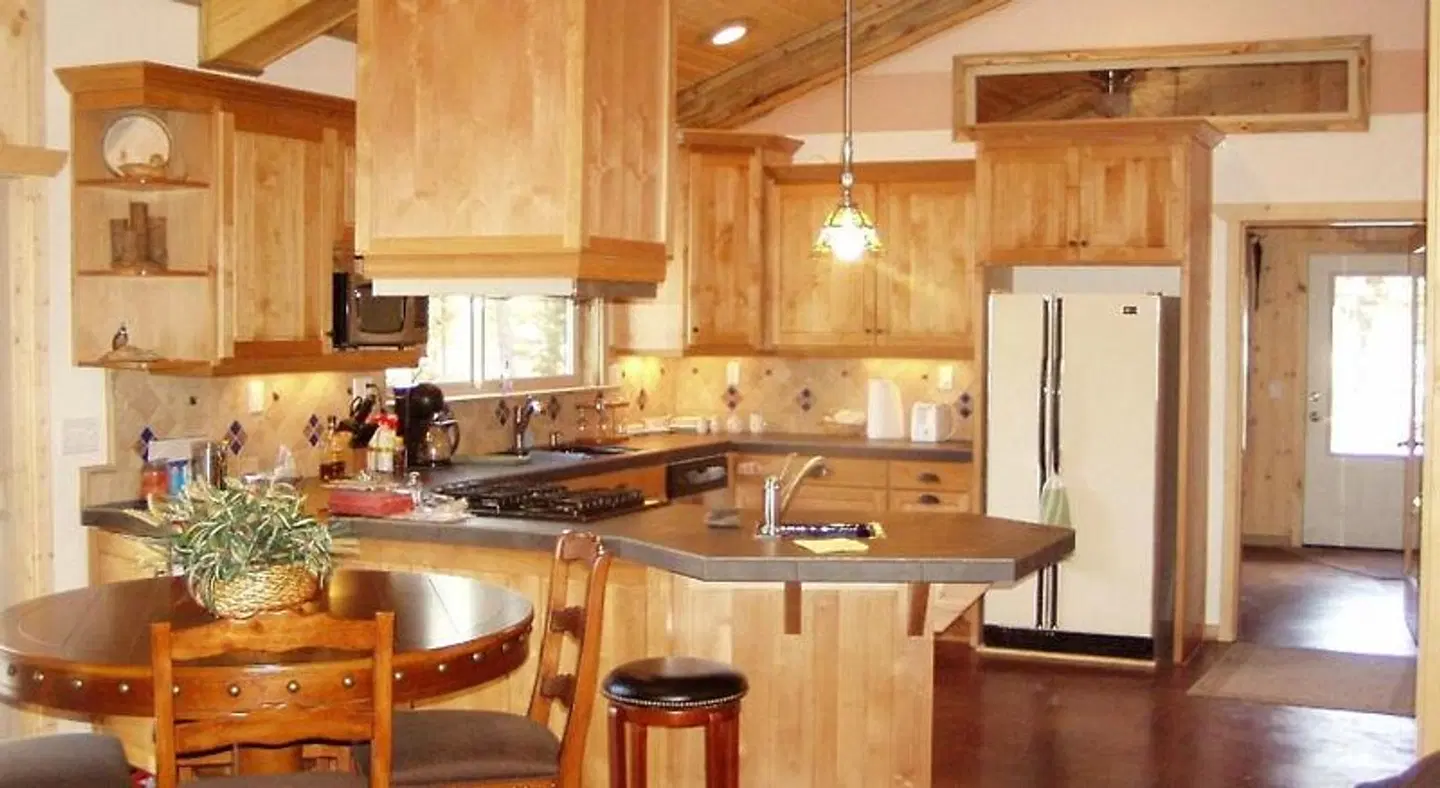 DiamondStone Guest Lodges Bar
