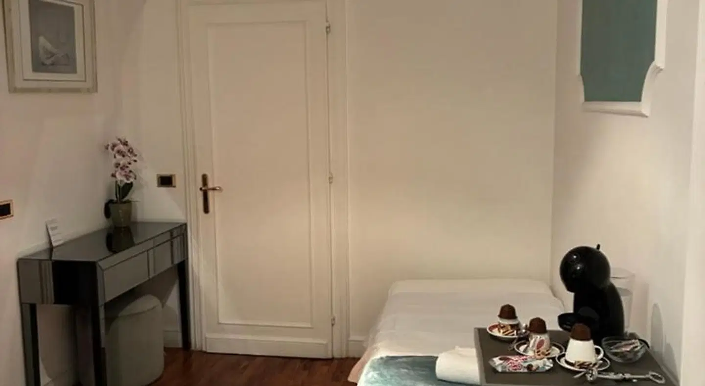 D.R.Rome Spanish Luxury Suites HEALTH_BEAUTY