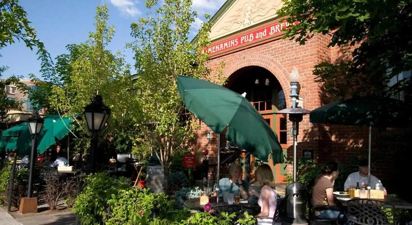 McMenamins Old St. Francis EXTERIOR