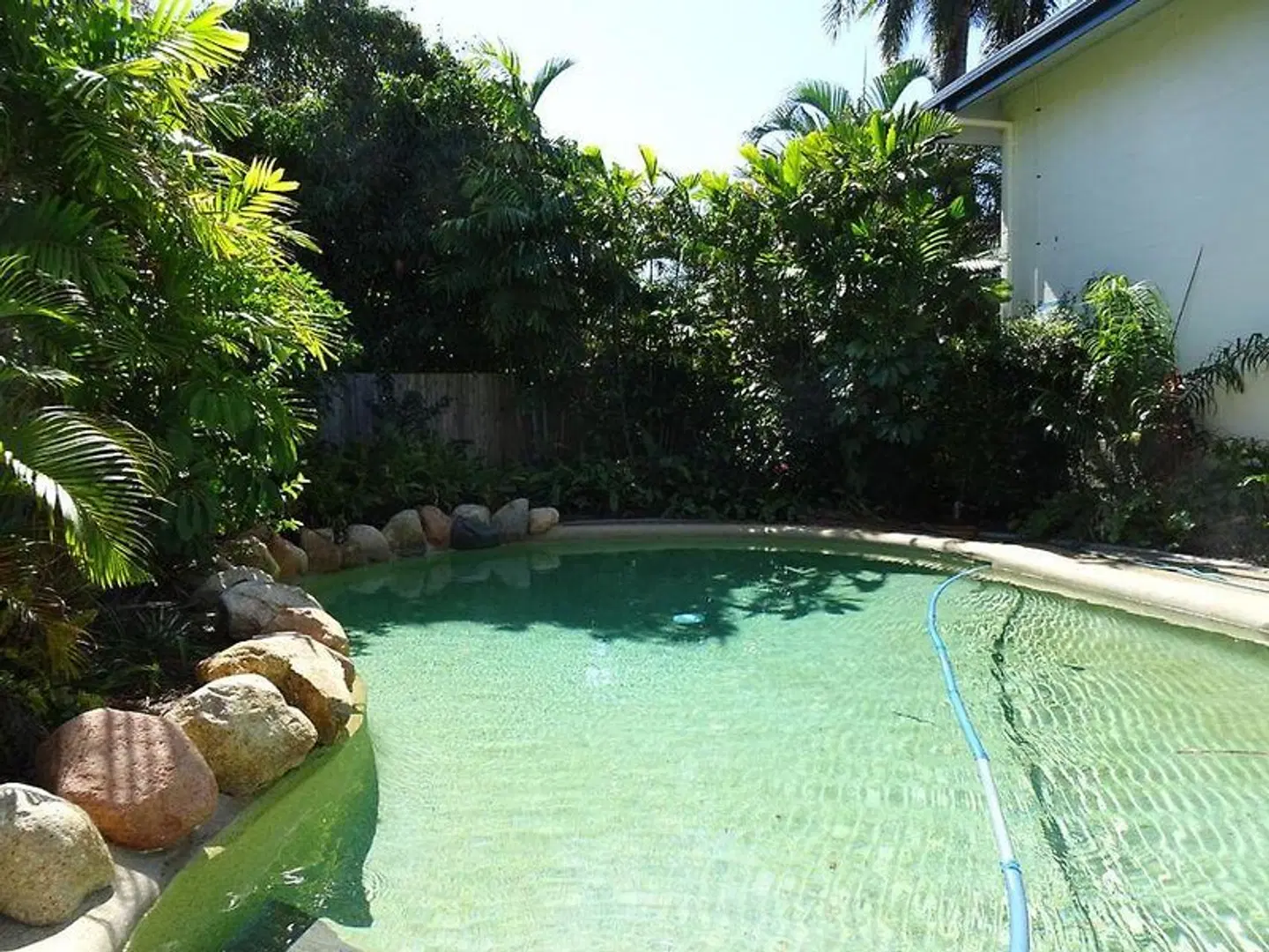 Angelwaters OUTDOOR_POOL