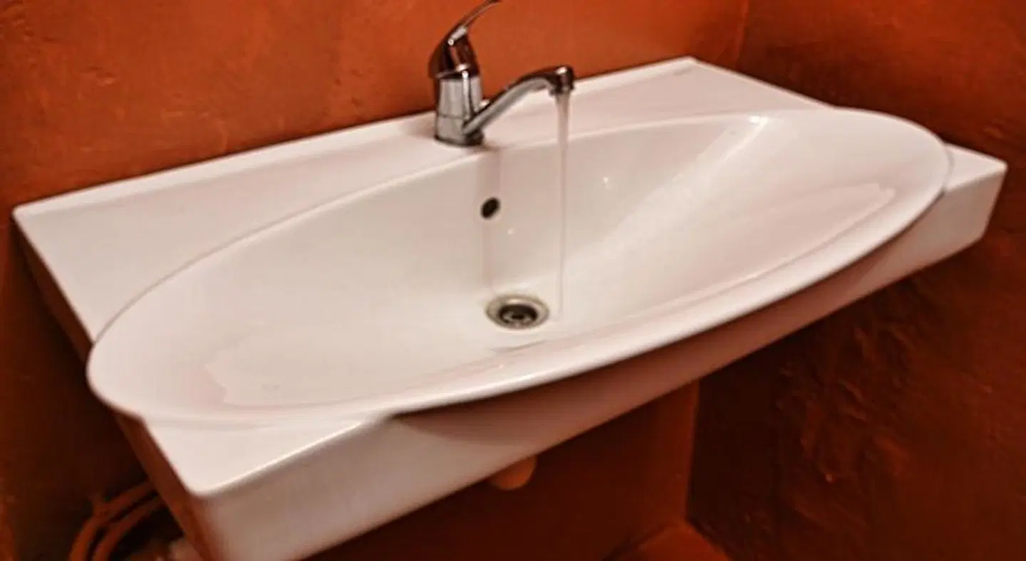 Karosta Prison Badezimmer