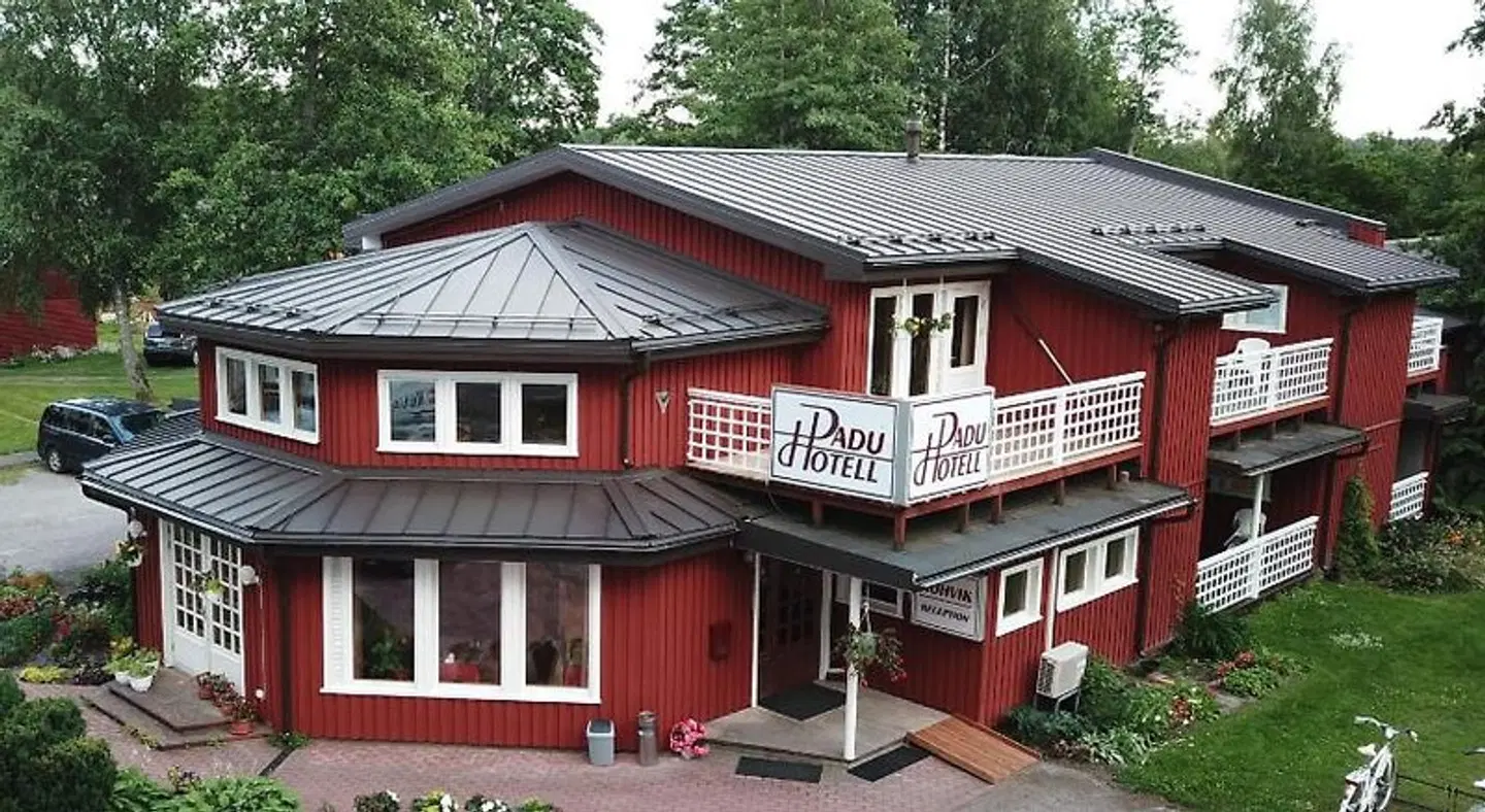 Padu Hotell EXTERIOR